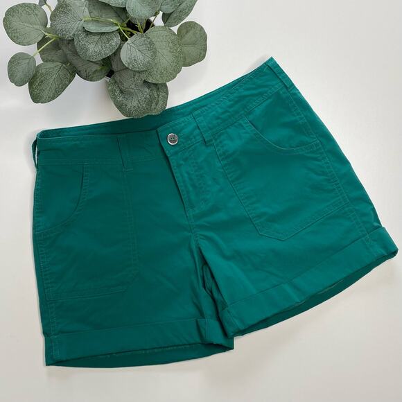 The North Face | Green Teal Lightweight Mapleton Shorts - Picture 1 of 5